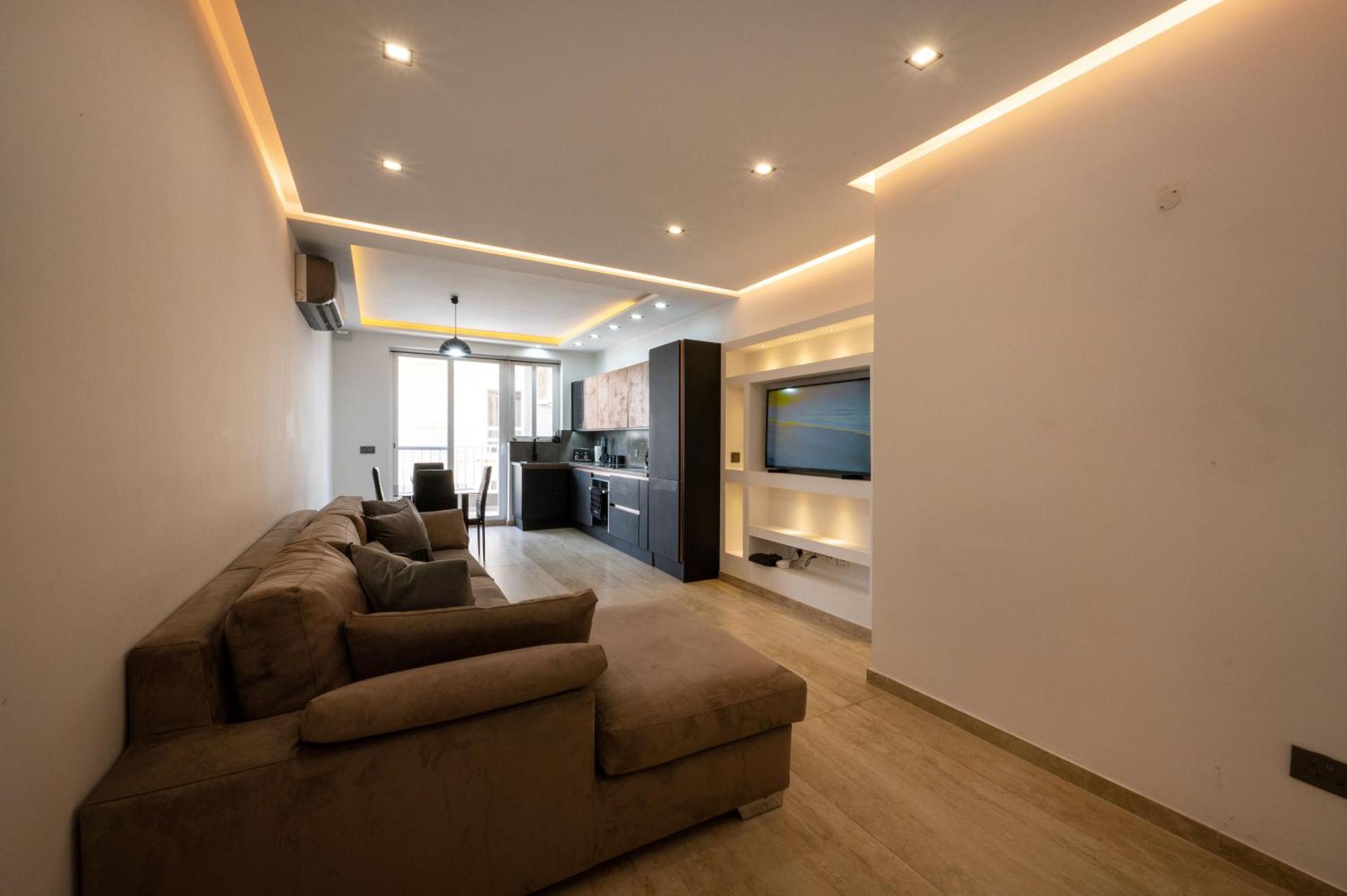 Stylish 2 Bedroomed Apartment Gzira מראה חיצוני תמונה